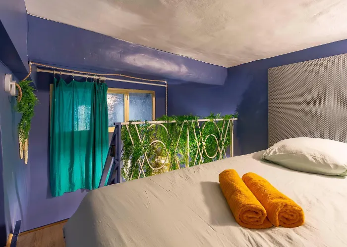 Boho Chic Apartment In Old Town
